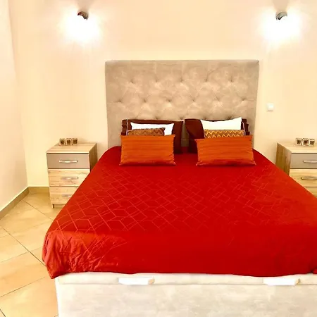 Santa Maria Αλμπουφέιρα